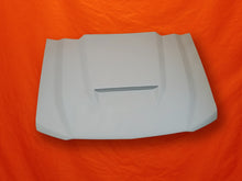 Load image into Gallery viewer, Fits: CHEVY SILVERADO 1500 2016-2017 CUSTOM FUNCTIONAL RAM AIR HOOD