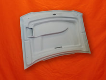 Load image into Gallery viewer, Fits: CHEVY SILVERADO 1500 2016-2017 CUSTOM FUNCTIONAL RAM AIR HOOD