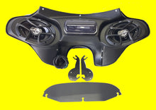 Load image into Gallery viewer, HARLEY DAVIDSON BATWING ROAD KING 6X9 STEREO SYSTEM