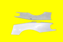 Load image into Gallery viewer, FOR MAZDA MX5 NA MIATA 90-97 STOI STYLE FRP FIBER GLASS REAR FENDER 2PCS