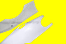 Load image into Gallery viewer, FOR MAZDA MX5 NA MIATA 90-97 STOI STYLE FRP FIBER GLASS REAR FENDER 2PCS