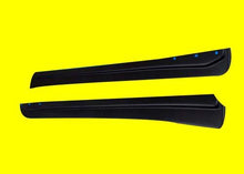 Load image into Gallery viewer, 90 - 97 Fits: Mazda Miata Fiberglass Side Skirts Kit FD Style