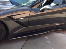 Load image into Gallery viewer, 14-17 Corvette C7 Stingray Z06 Z07 Style Fiberglass Side Skirt Rocker Panels Kit