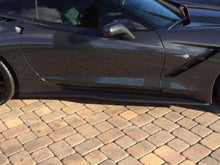 Load image into Gallery viewer, 14-17 Corvette C7 Stingray Z06 Z07 Style Fiberglass Side Skirt Rocker Panels Kit