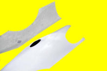 Load image into Gallery viewer, Fits: Mazda MX5 NA Miata 90-97 STOi Style FRP Fiber Glass Rear Fender 2PCS